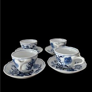 Vintage Blue Danube Cup and Saucer Set Of 4